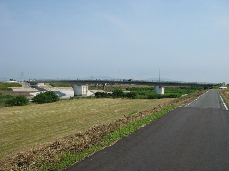 国道バイパス橋(PC連続箱桁橋)
